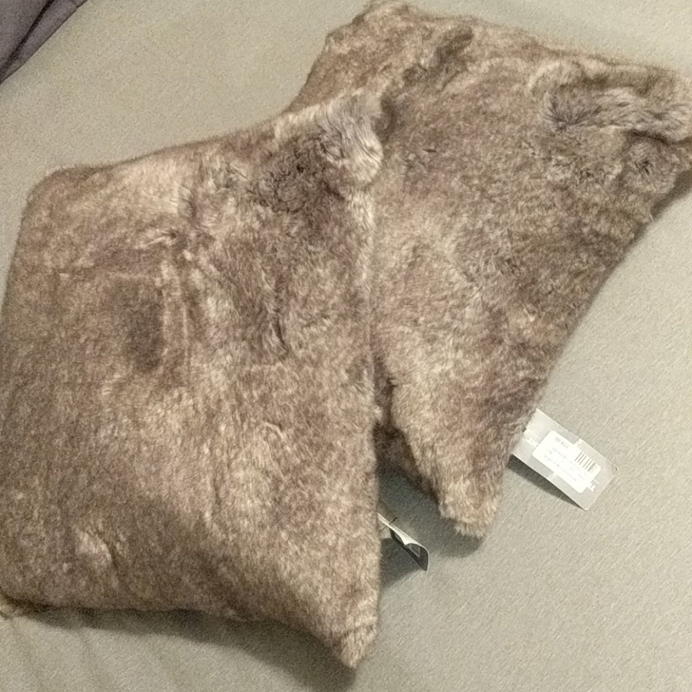 NWT Thomas Albrecht Faux Fur Pillows